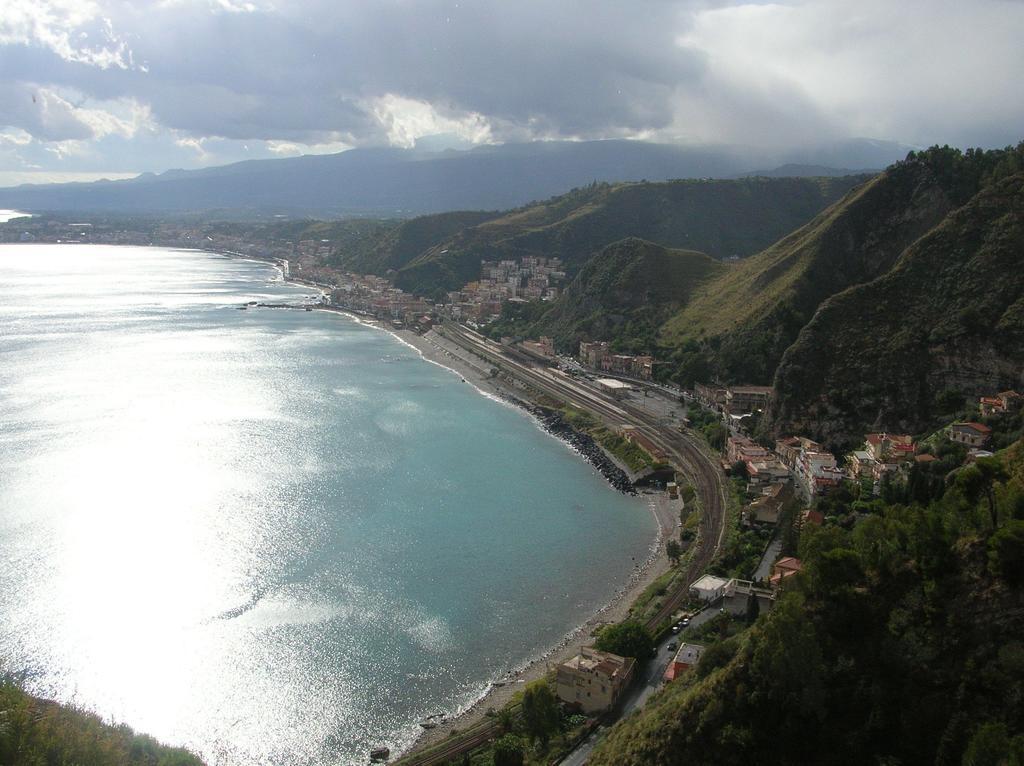 Sotto Il Vulcano Nicolosi Exterior foto