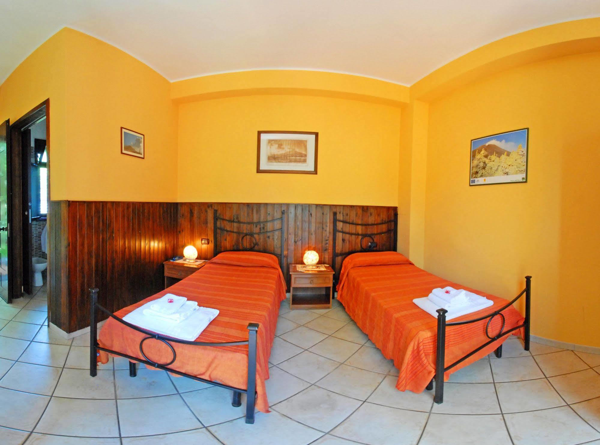 Sotto Il Vulcano Nicolosi Exterior foto